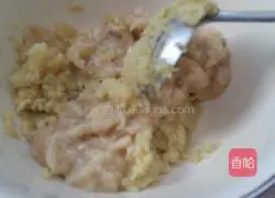 Illustration of how to make banana and sweet potato cake 5