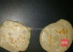 Illustration of how to make hand-shredded shortbread 7