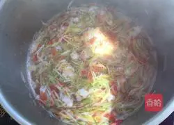 Illustration of how to make shrimp egg pancake noodles 8