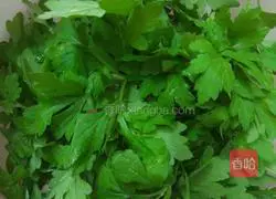 Illustration of how to make sweet mugwort hand cakes 3