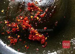 Illustration of how to make fried egg sweet potato cake 8