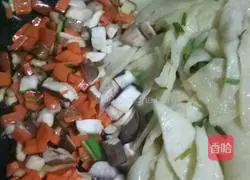 Illustration of how to make fried egg pancakes 7