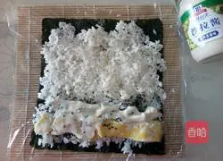 Simple sushi recipe illustration 8