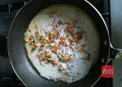 How to make bacon, onion and carrot pancakes Illustration 3