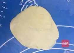 Illustration of how to make egg yolk cake 12