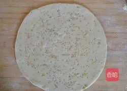 Illustration of making dough scallion pancake 12