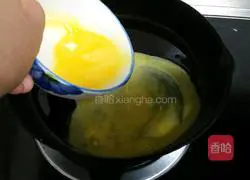 Illustration of how to make egg yolk sushi 2