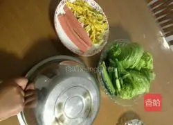 Illustration of how to make burritos 7