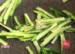 Illustration of how to make Korean colorful burritos 15