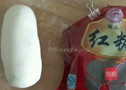 Illustration of how to make brown sugar sesame cakes 1