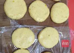 Illustration of homemade pumpkin pie 7