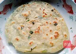 Illustration of how to make scallion pancakes 8