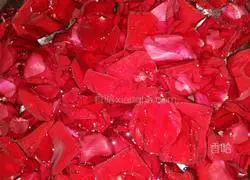 Illustration of making glutinous rice rose cake 1