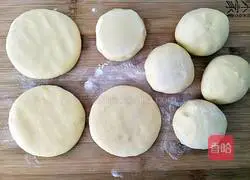 Corn white flour Illustration of how to make cakes 8