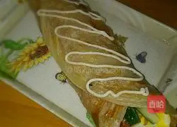 Fast food hand cake Practice illustration 3