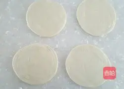 Illustration of how to make Panlong Cake 12