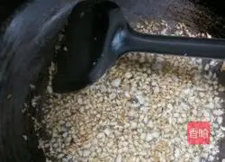 Garlic Potato Cake Recipe Illustration 4