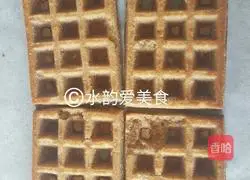 Chocolate Waffle Recipe Illustration 11