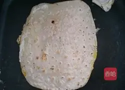Illustration of how to make shrimp and egg burritos 5