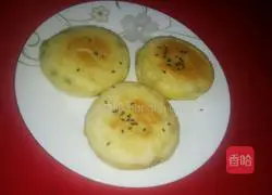 Illustration of how to make green onion pancake 21