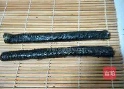 Cute Bear Sushi Recipe Illustration 4