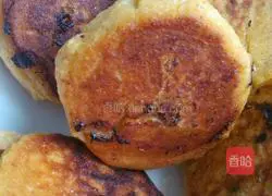 Illustration of how to make pickled cabbage pancakes 5