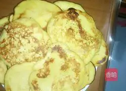 Illustration of how to make milk-flavored cornmeal cake 10