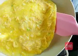 Illustration of how to make square melon pancakes 7