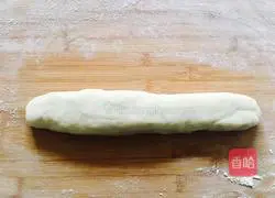 Illustration of how to make scallion pancakes (electric pancake version) 9