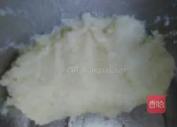 Coconut Walnut Black Sesame Shortbread Recipe Illustration 2