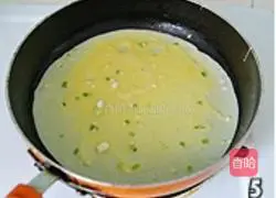 Illustration of how to make egg pancakes 3
