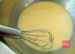 Illustration of how to make small corn pancakes 5