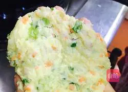 Illustration of how to make pastoral potato pancakes 11