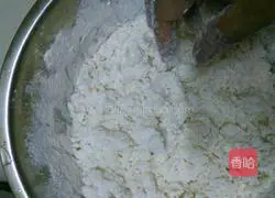 Illustration of how to make green onion cake 4