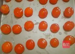 Egg Yolk Crisp (16 pieces) Recipe 3