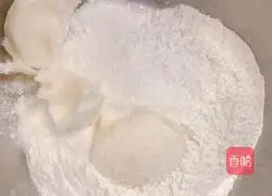 Illustration of how to make egg yolk cake 2