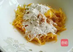 Illustration of how to make square melon pancakes 3