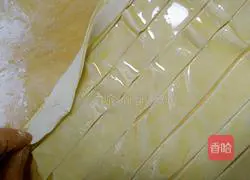 Hand-grabbing cakes Practice illustration 8