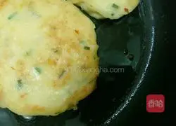 Illustration of a simple recipe for potato pancakes 8
