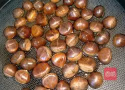 Illustration of how to make chestnuts 3