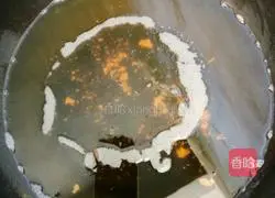 Illustration of how to make homemade pancakes 5