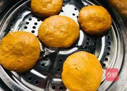 # steamed vegetables#Healthy oil-free steaming Illustration of how to make pumpkin cake 11