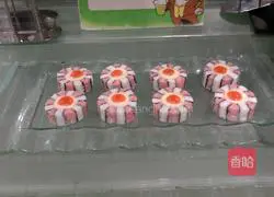 Illustration of how to make wheel sushi 8