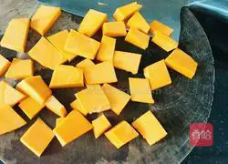 Illustration of how to make oil-free pumpkin cake 2