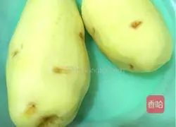 Illustration of how to make crispy potato pancakes 1