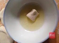 Illustration of how to make pocket cake 6