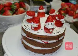 Christmas Cream Strawberry Cake (6 inches) Illustration 16