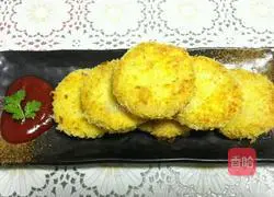 Illustration of how to make crispy potato and chicken cake 9