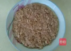 Illustration of how to make steamed radish meat cakes 6