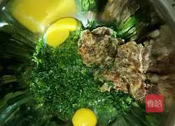 Illustration of how to make crispy spinach pancakes 3